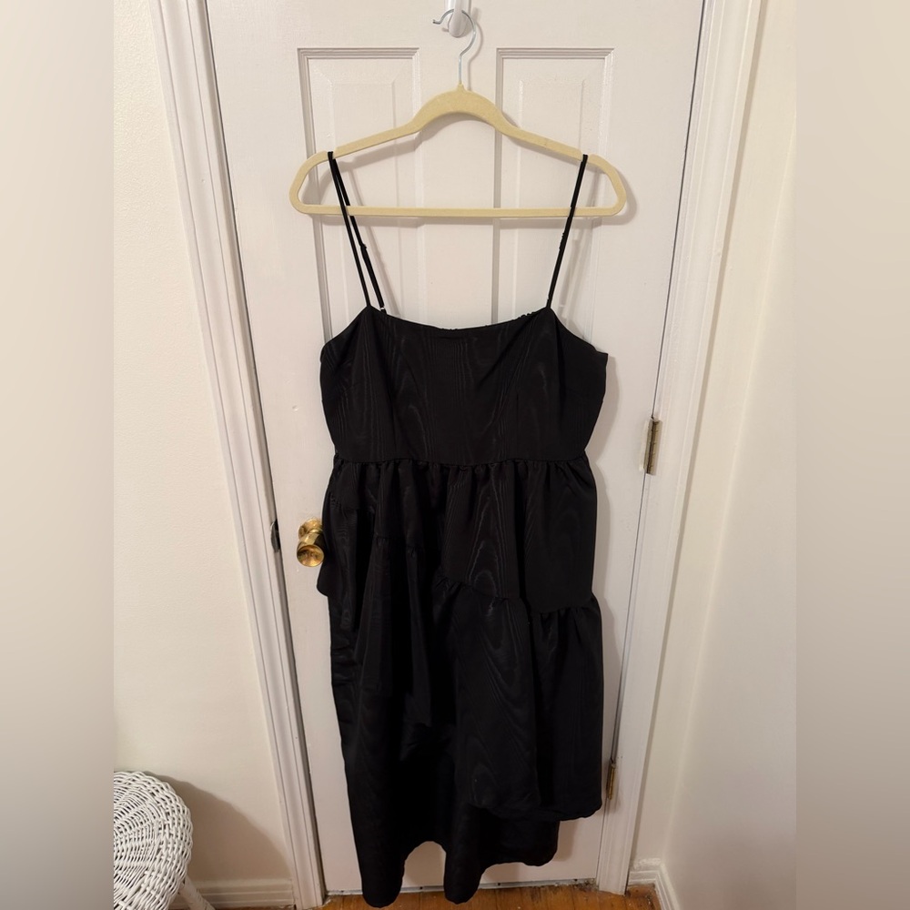 Elegant Black Maxi Dress
